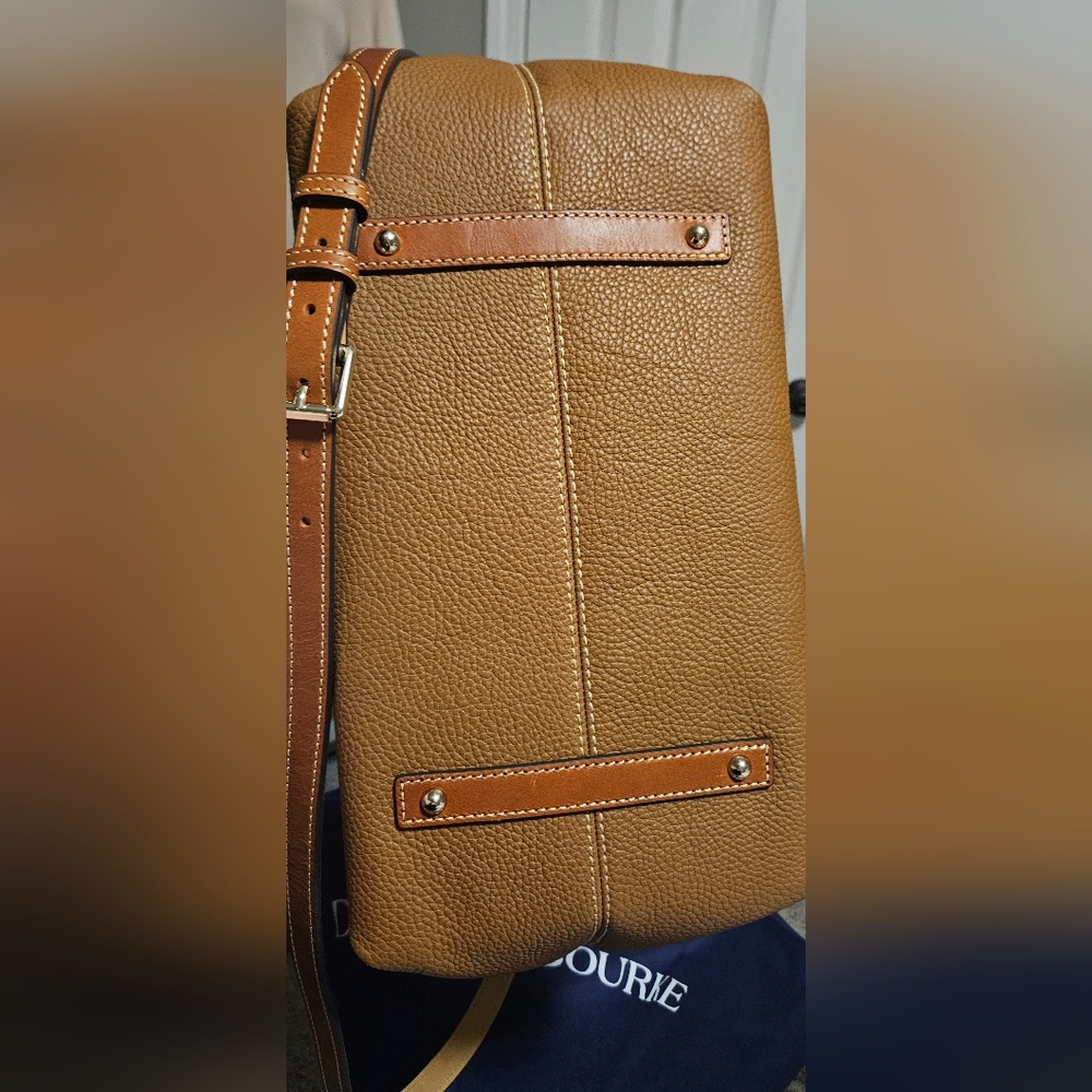 NWT Dooney & Bourke Pebble Grain Leather Handle Tote 30: Caramel Color - Picture 13 of 15